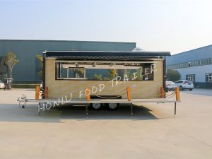 Customized 5.7M single-deck coffee trailer (1)