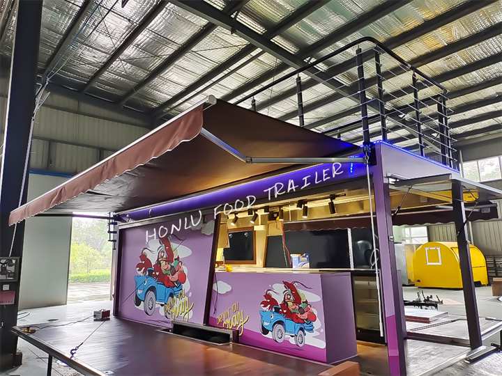 Customized 5.8M coffee trailer (1)