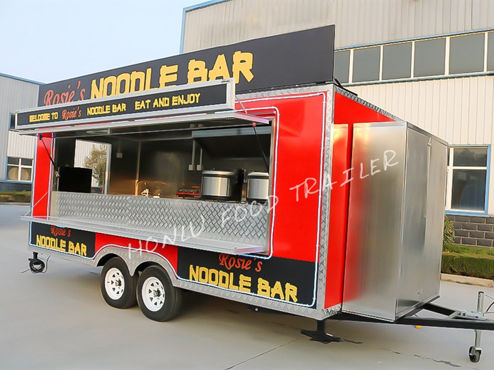 Customized 5M noodle bar food trailer (4)