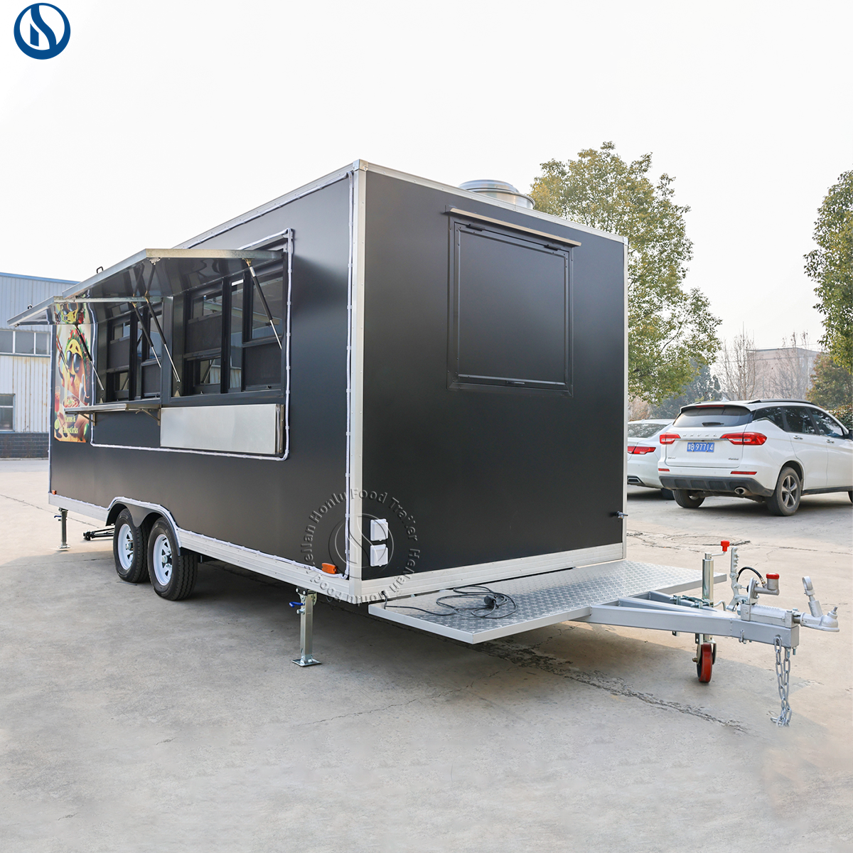 18ft Mobile Food Truck for Sale in Canada - Image 4