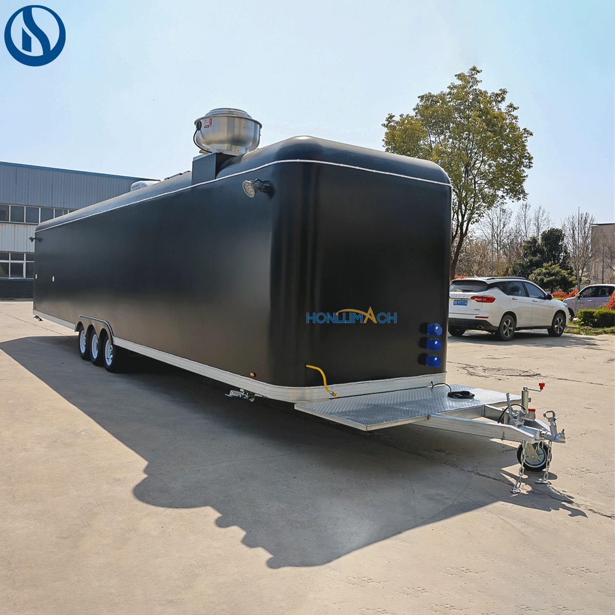 36ft Custom Mobile Food Truck & Food Trailer for Sale in the USA - Image 9