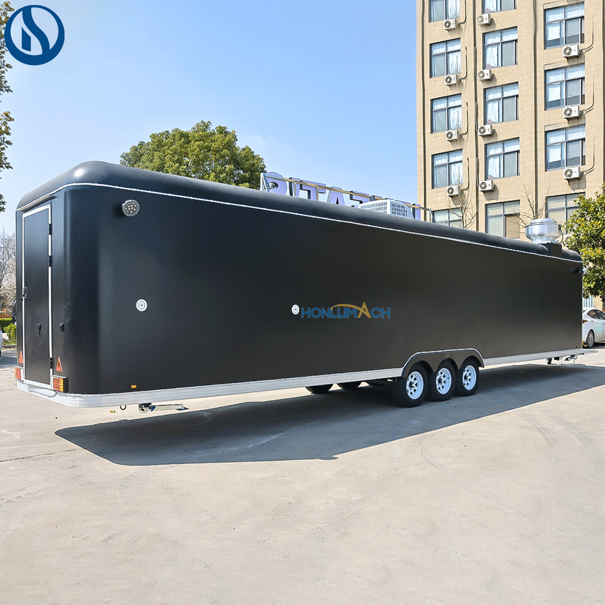 36ft Custom Mobile Food Truck & Food Trailer for Sale in the USA - Image 11
