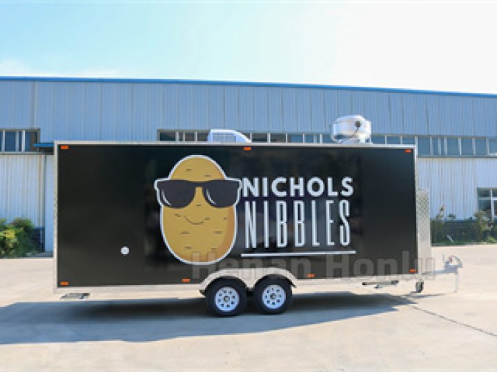 5.7m food trailer for American customer