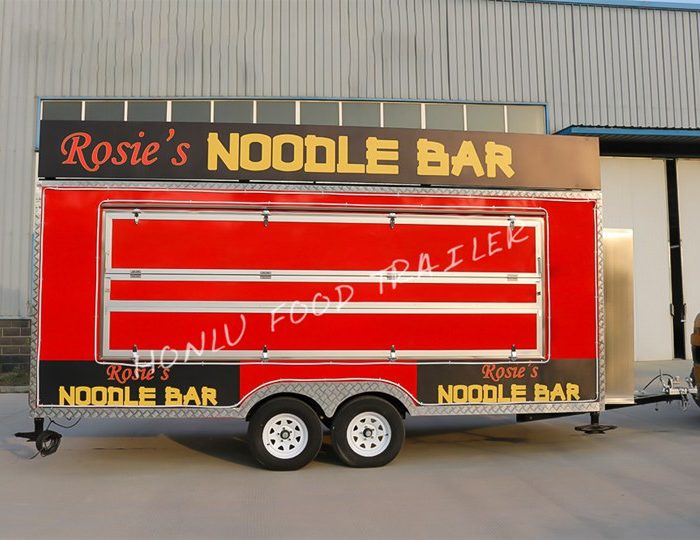 Customized 5M noodle bar food trailer (5)